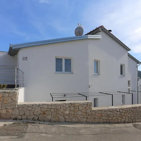 House Ivica * Vinišće