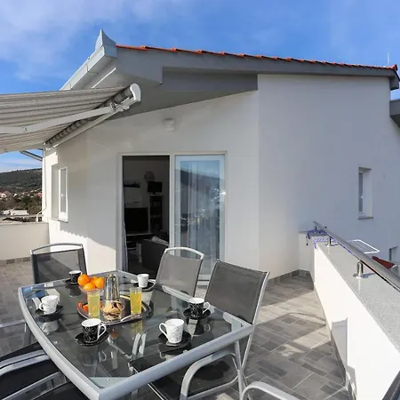 Dom wakacyjny House Ivica Vinišće